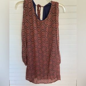 Paper Crane Peek a boo Shoulders Dress